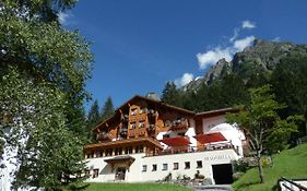 Hotel Bradabella - Montafon